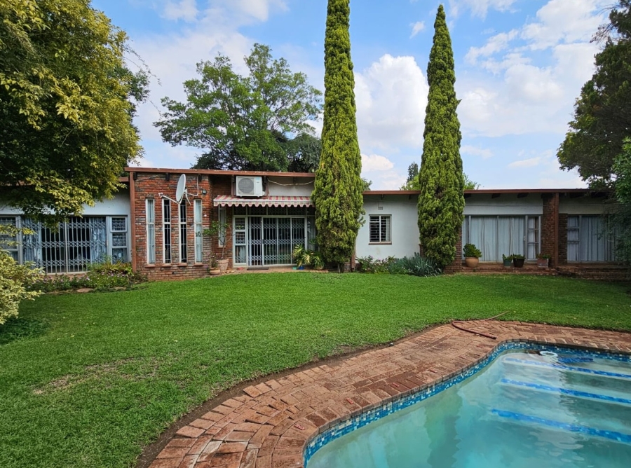 5 Bedroom Property for Sale in Hoopstad Free State